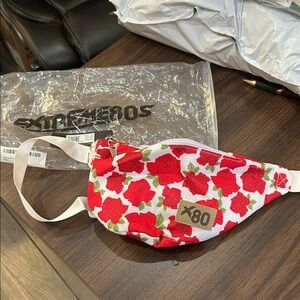 X80 Red Rose Pattern Fanny Pack